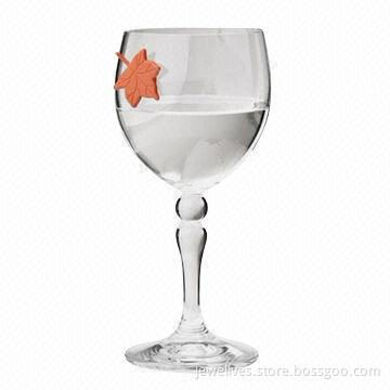 Maple leaf style silicone wine charms
